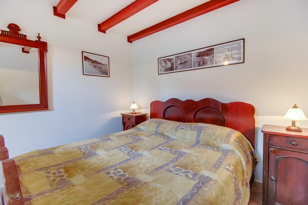 Apartments Franjo Mali Lošinj Pokój zdjęcie