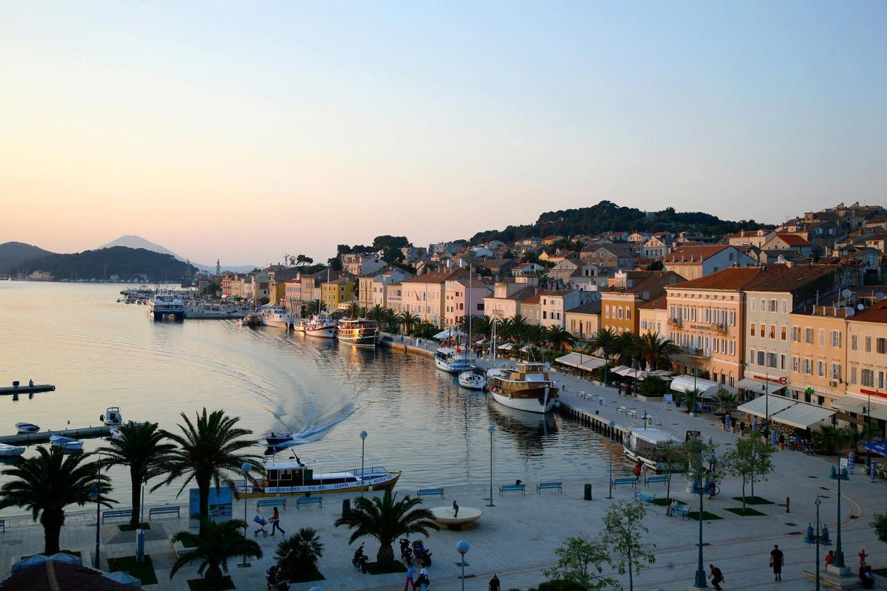 Apartments Franjo Mali Lošinj Zewnętrze zdjęcie